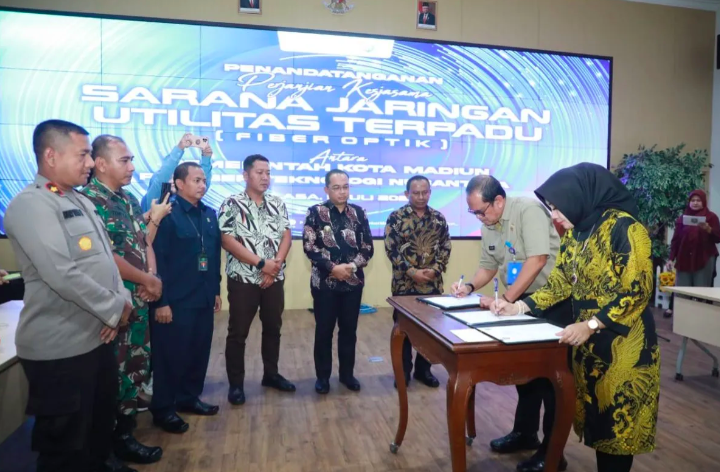 Pemkot Madiun gandeng PT FTN bangun jaringan kabel fiber optik bawah tanah