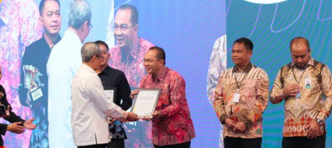 Mantab, Diskominfo Kota Madiun Raih Penghargaan dari KPK RI