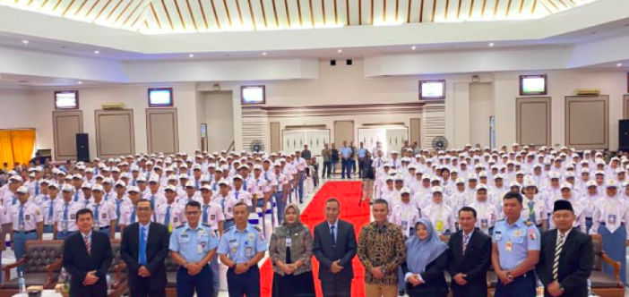 SMAN 3 Taruna Angkasa Madiun, Terima 260 Taruna Taruni Angkatan VII 58