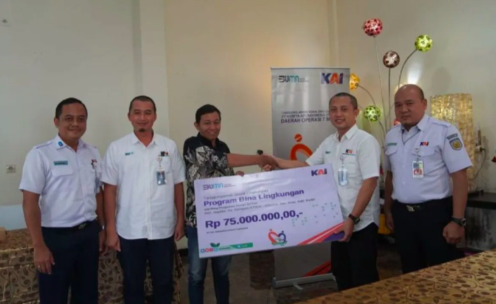 Daop Madiun salurkan bantuan TJSL Rp846,36 juta selama semester I-2024