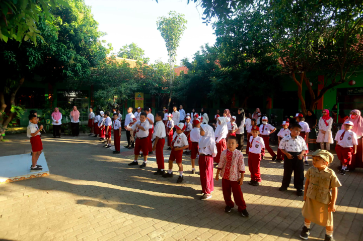 Potret Suasana MPLS di Kota Madiun, Ada yang Menangis, Semringah dan Girang