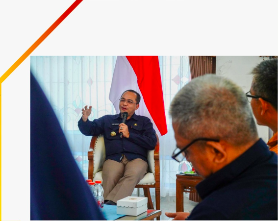 Wali Kota Madiun Minta Sukseskan Gerakan Pembagian Sejuta Bendera Merah Putih