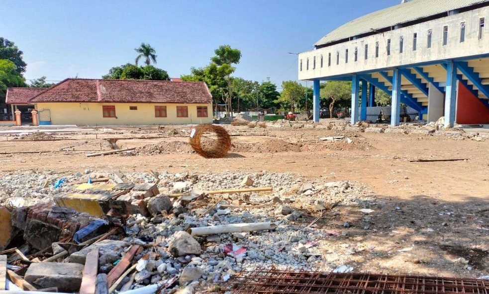 Transformasi Stadion Wilis Kota Madiun Bangun Lapangan Tenis