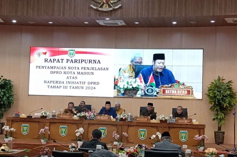 Jelang Purna, DPRD Kota Madiun Sampaikan Satu Raperda Inisiatif