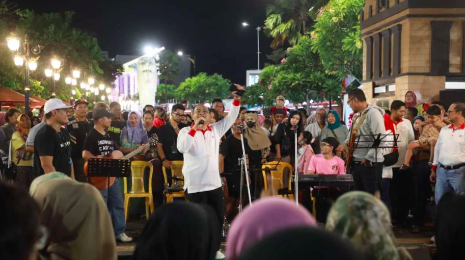 Warga Kota Madiun Tumplek Blek Hadir di Car Free Night