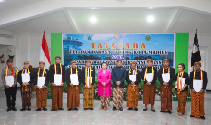 Karaton Surakarta Hadiningrat Berikan Gelar Bangsawan untuk Pakasa Kota Madiun
