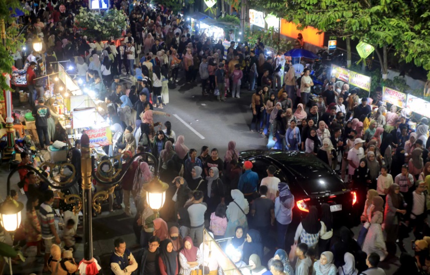 Tak Hanya Putar Uang Miliaran, Car Free Night Juga Hasilkan Tiga Ton Sampah untuk Kota Madiun