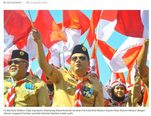 Wujudkan Jiwa Nasionalisme, Ratusan Anggota Pramuka di Kota Madiun Serentak Kibarkan Bendera Merah Putih