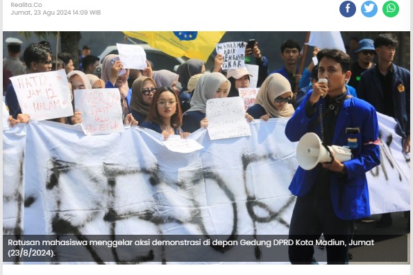 Ratusan Mahasiswa di Madiun Gelar Aksi Tolak RUU Pilkada